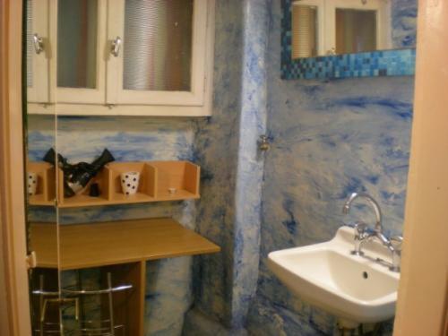 Adonis Guesthouse Batsi  Phòng bức ảnh